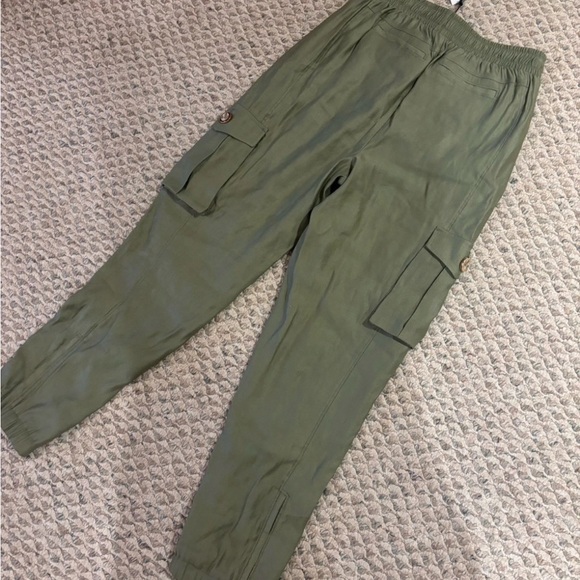 NWT Generation Love Linen Cargo Jogger Pants - Picture 4 of 4